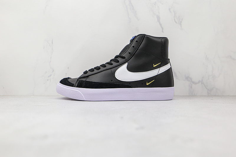 Blazer Mid 77 Se Sisterhood Black/Hyper Royal/White/White 9