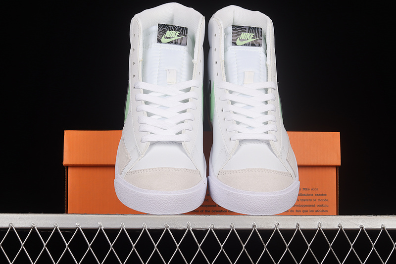 Blazer Mid White/Black/Mint Green 3