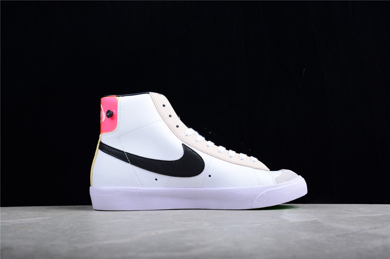 Blazer Mid 77 Have A Good Game White/White/Green Strike/Black 15