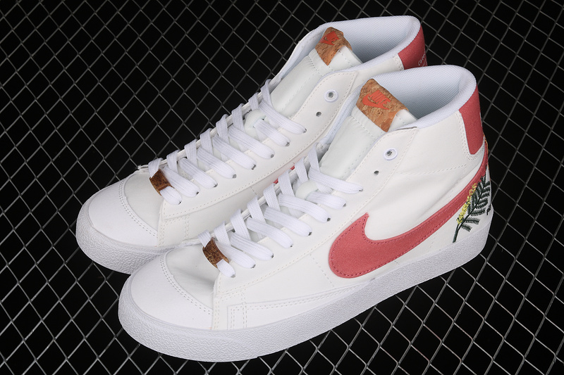 Blazer Mid 77 Catechu White/White/Light Sienna 17