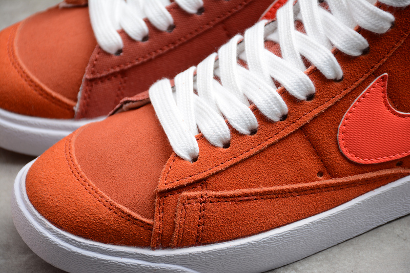 Blazer Mid ’77 Vintage Mantra Orange/Bright Crimson 11