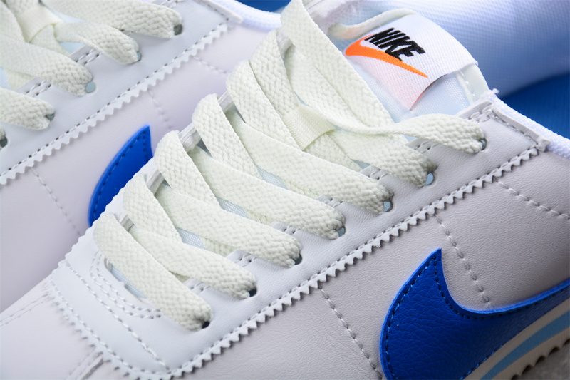 Classic Cortez Se Og White/University Blue 17