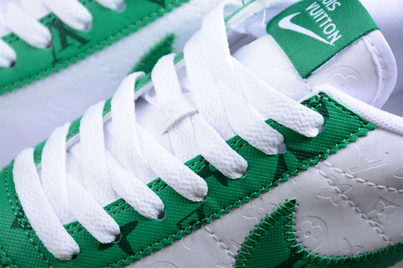 Classic Cortez Nylon Pren White/White/Green 9