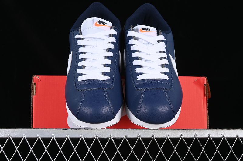 Classic Cortez White/Blue 7