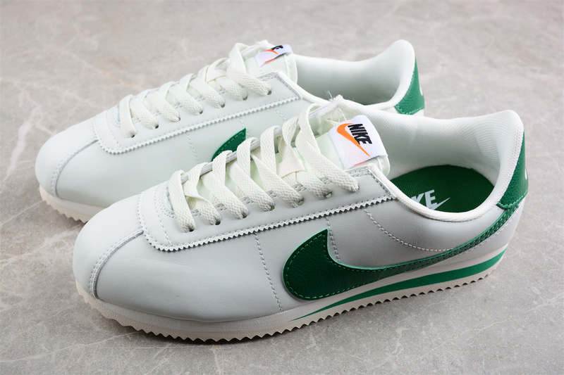 Classic Cortez Sail/Gorge Green/Malachite/Coconut Milk 7