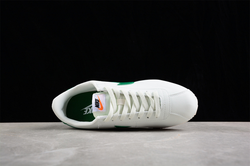 Classic Cortez Sail/Gorge Green/Malachite/Coconut Milk 27