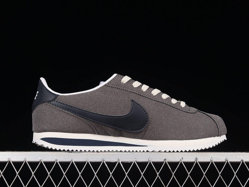 Cortez 23 Georgetown Flat Pewter/Dark Obsidian/Sail 13