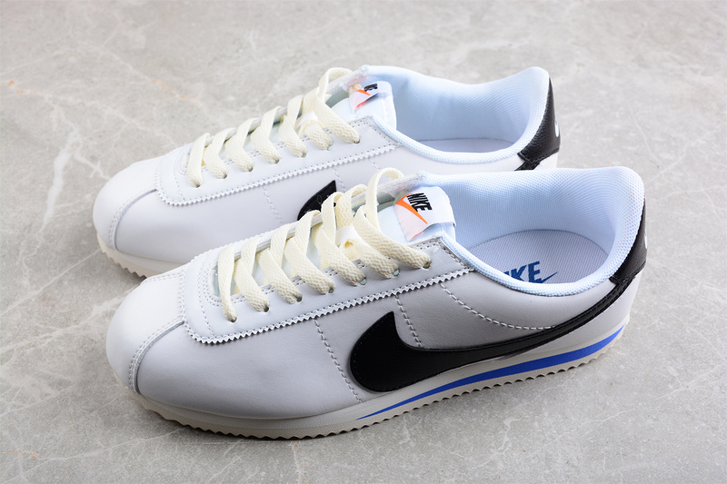 Classic Cortez White/Black/Blue 17