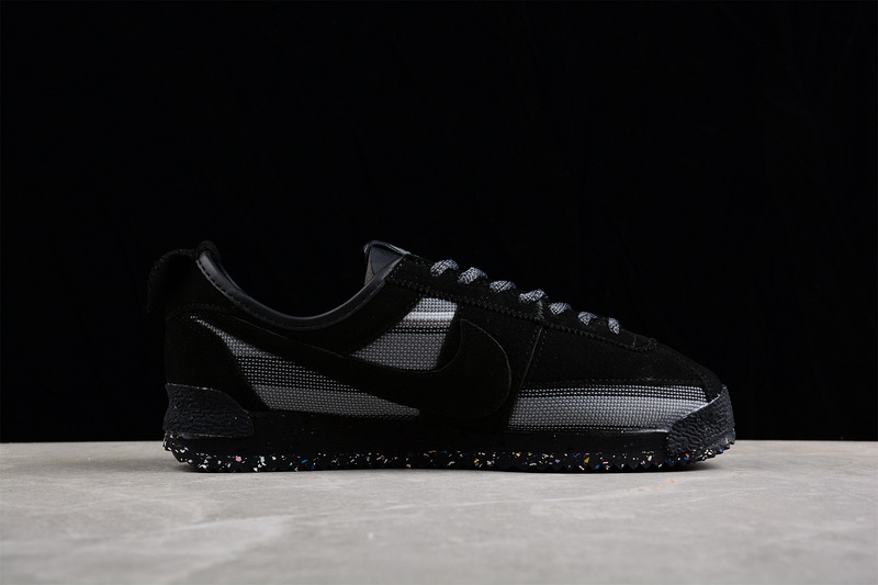 Union X Cortez Black/Black/Black 31