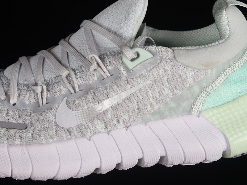 Free Rn 50 Pure Platinum/Barely Green/Mint Foam/White 11