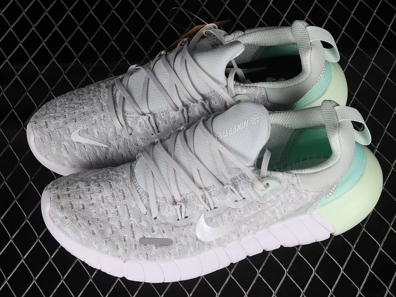 Free Rn 50 Pure Platinum/Barely Green/Mint Foam/White 17