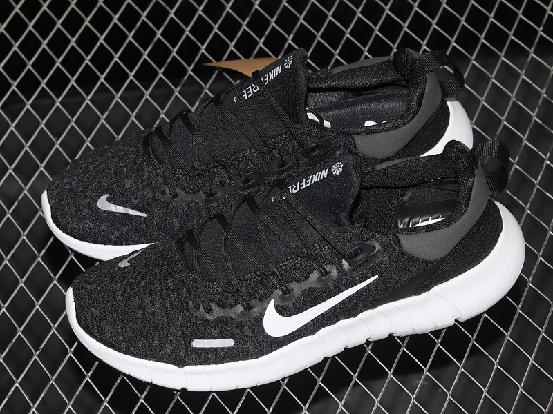 Free Run 5 0 Black/Dark Smoke Grey/White 19