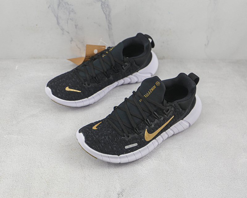 Free Run 5.0 Next Nature Dark Smoke Grey/Black/Metallic Gold Coin 3