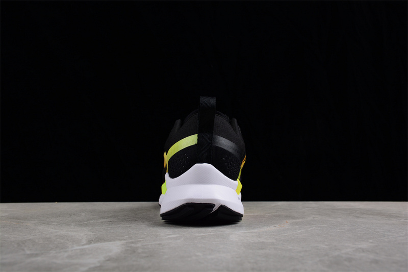 React Pegasus Trail 4 Black/Lime/White-Yellow 7