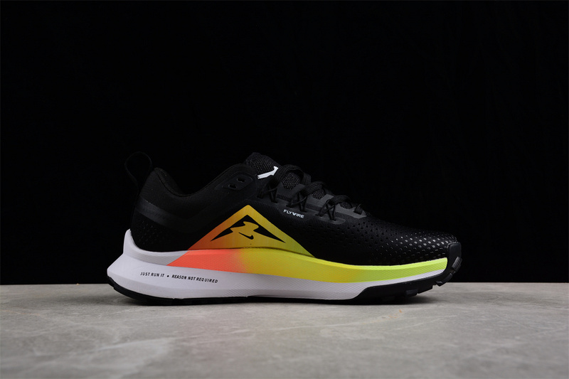 React Pegasus Trail 4 Black/Lime/White-Yellow 21