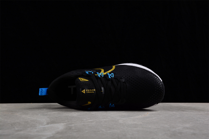 React Pegasus Trail 4 Black/Yellow/Blue-White 21