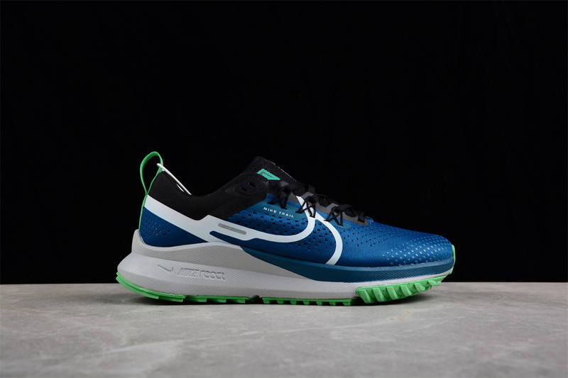 React Pegasus Trail 4 Navy Blue/Black/White-Green 25