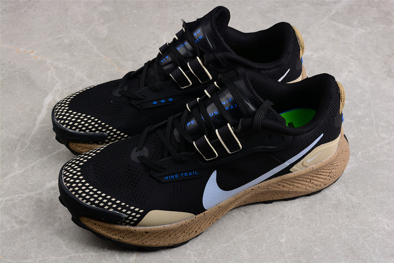 Zoom Pegasus Trail 3 Black/Khaki/Game Royal/Iron Grey 7