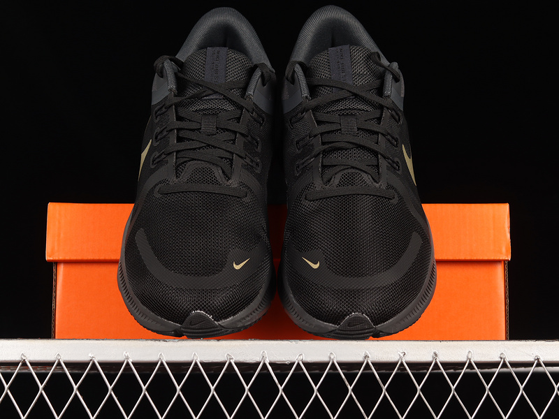 Quest 4 Black/Dark Smoke Grey/Metallic Gold 7