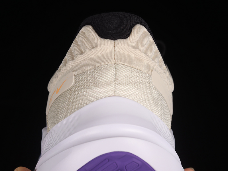 Quest 5 Light Khaki/White/Purple 17