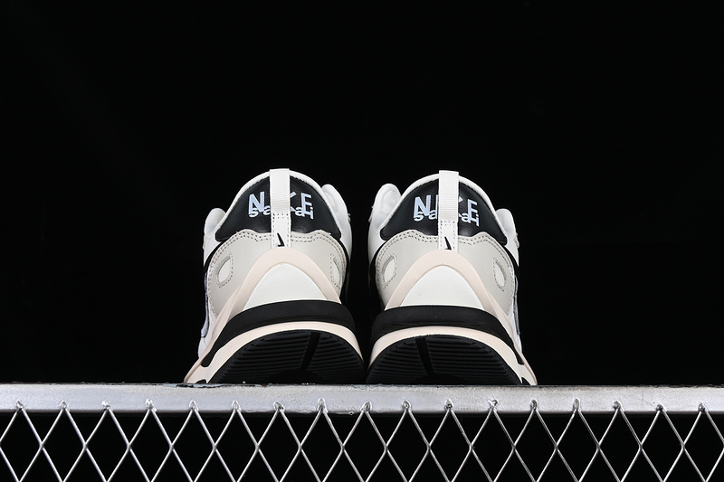 Sacai Vaporwaffle 3.0 White/Grey/Black 5