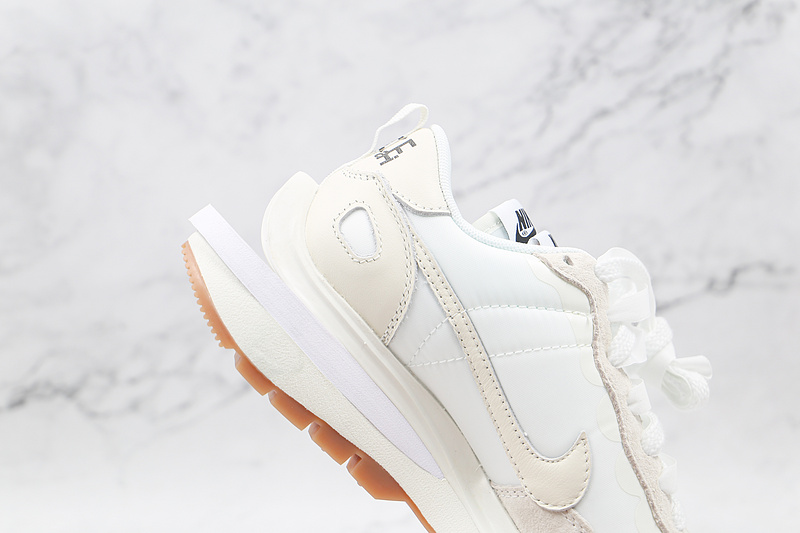 Sacai X Vaporwaffle Sail White/White/Sail 17