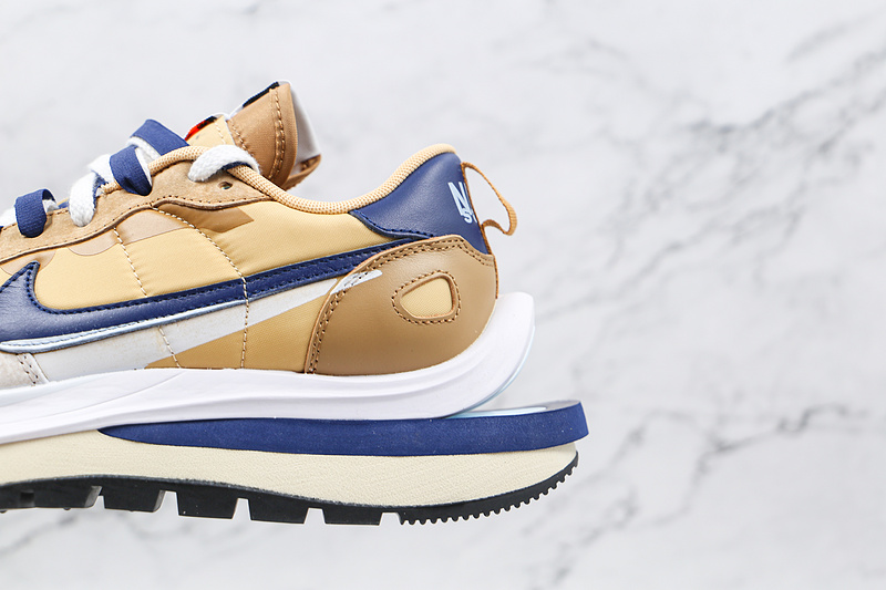 Sacai X Vaporwaffle Tan Navy Sesame/Blue Void/White 13