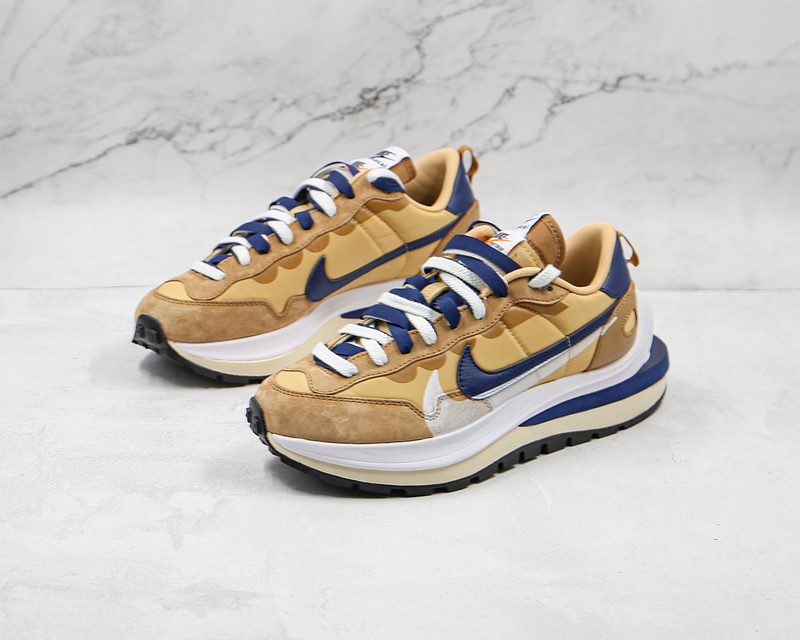 Sacai X Vaporwaffle Tan Navy Sesame/Blue Void/White 21