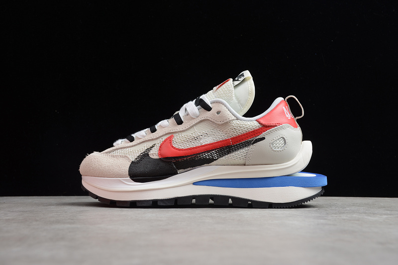 Gz Sacai X Vaporwaffle Sail/Light Bone/Game Royal/Sport Fuchsia 5