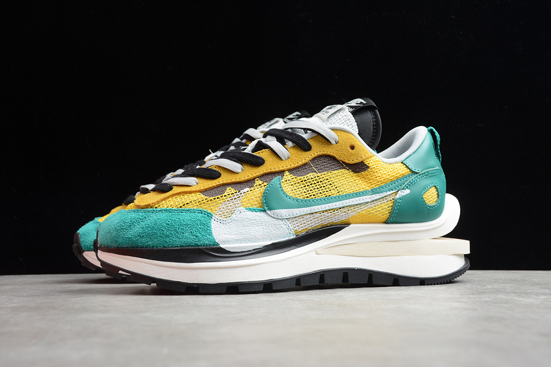 Sacai X Regasus Vaporrly Sp Yellow/Green/Black/White 21