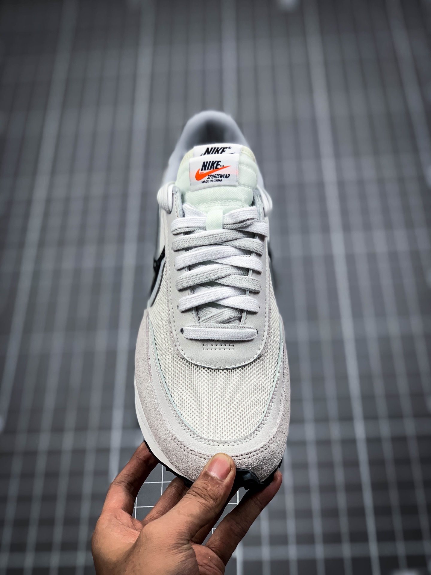 Ldv Waffle X Sacai White/Grey/Black 7