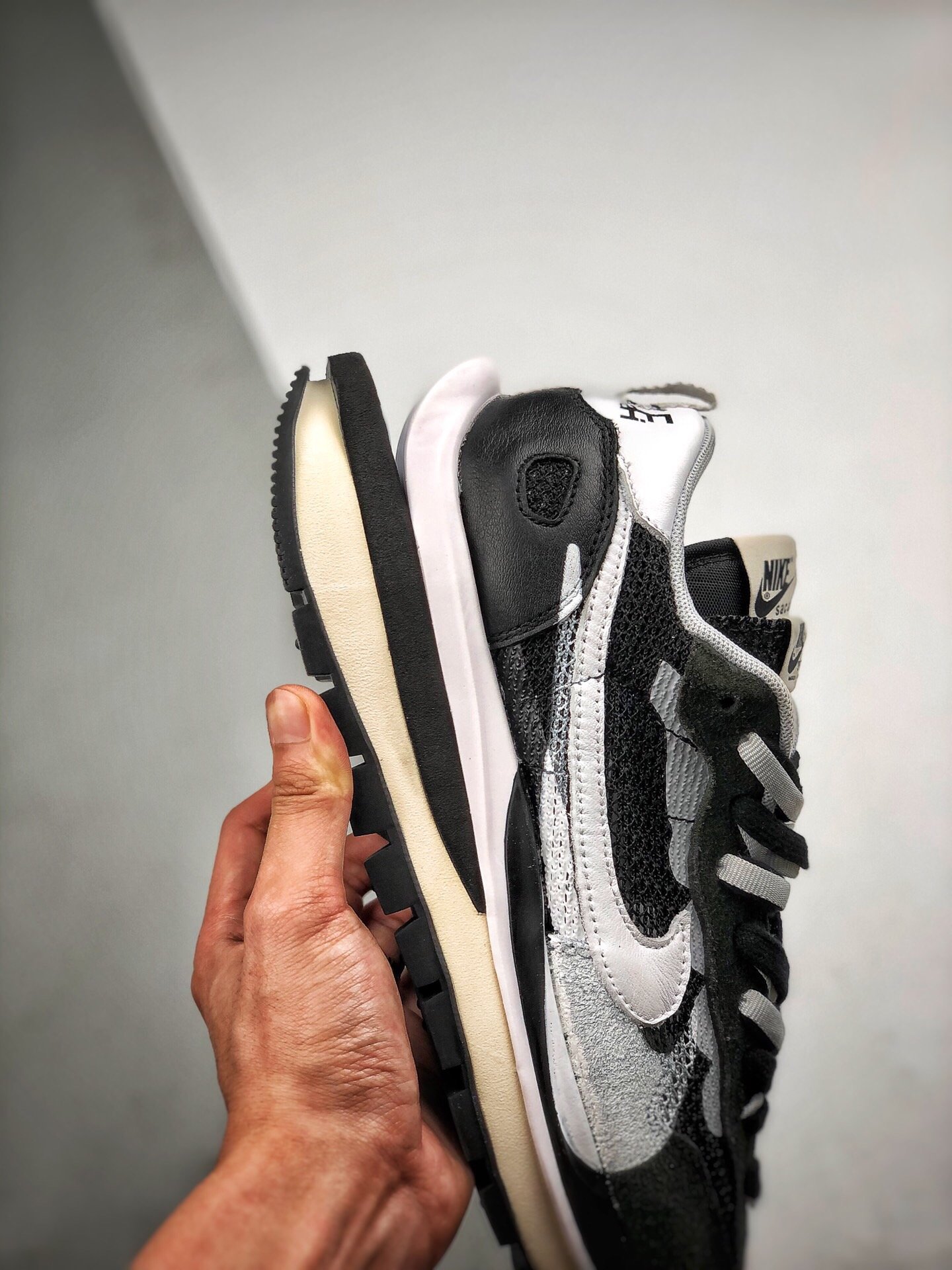 Sacai X Vaporwaffle Black/Black/White 7