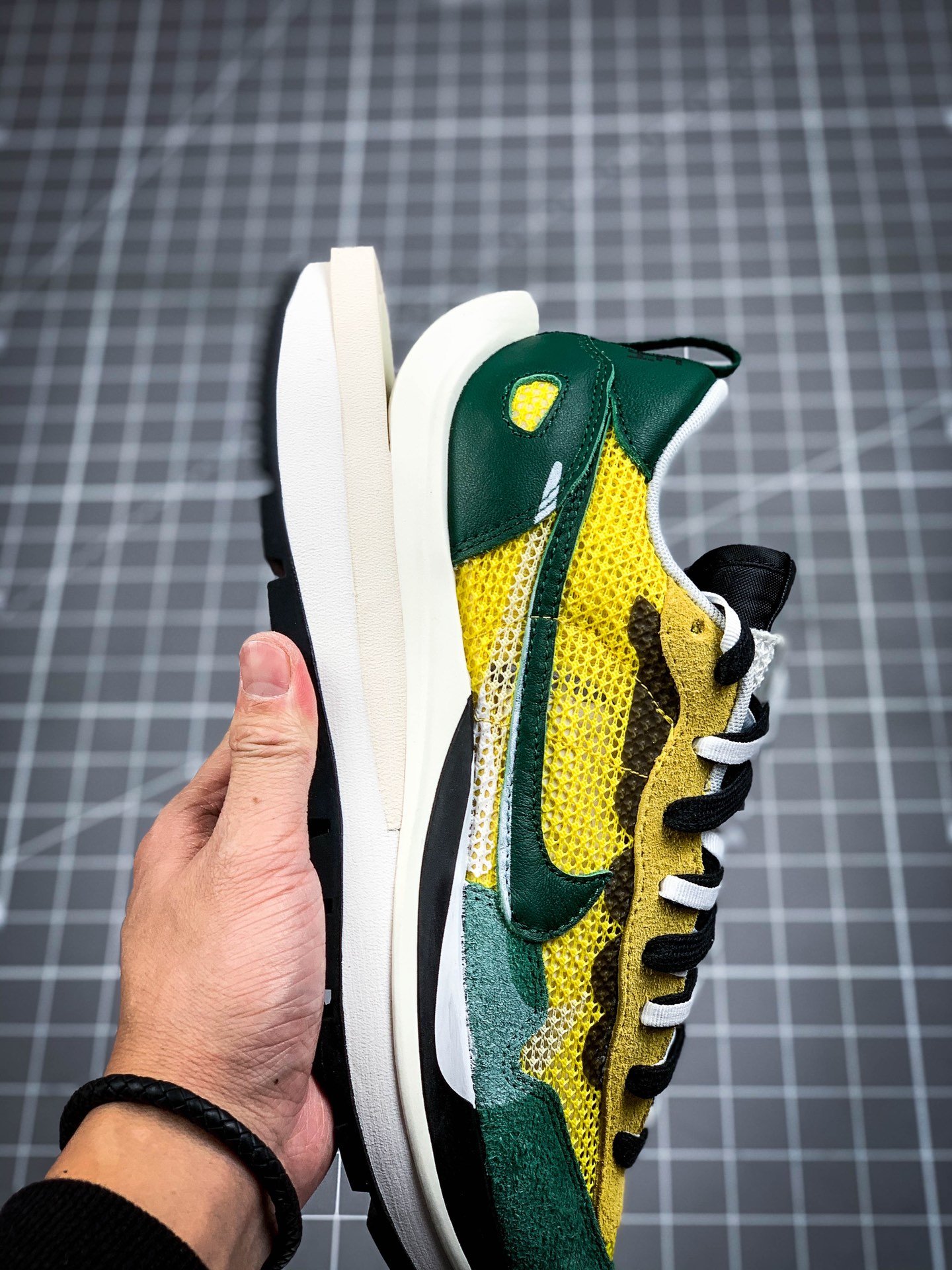 Sacai X Vaporwaffle Tour Yellow Tour Yellow/Stadium Green-Sail 11