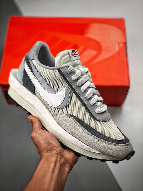 St Lvd Waffle X Sacai-Grey White/Dark Grey/Grey 9