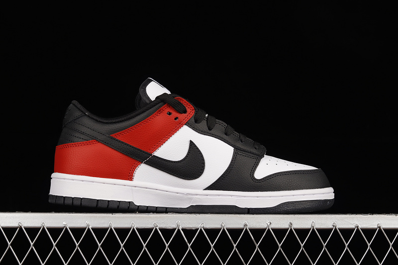 Dunk Low Sb Black/White/Red 21