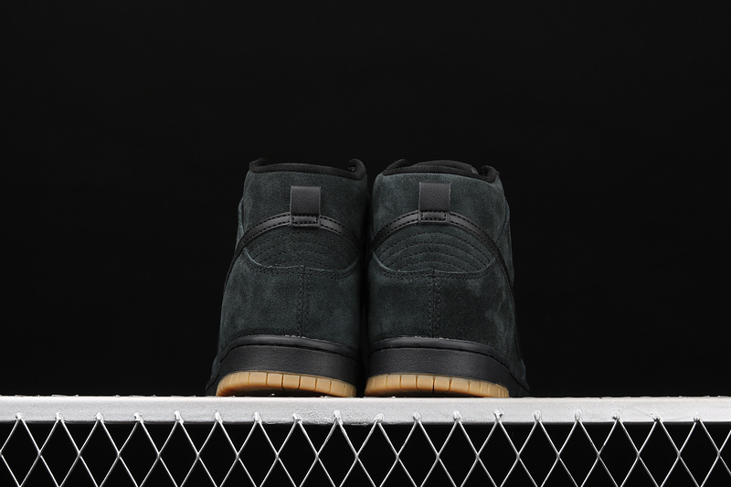 Dunk High Pro Sb Black Gum Black/Black/Black 17