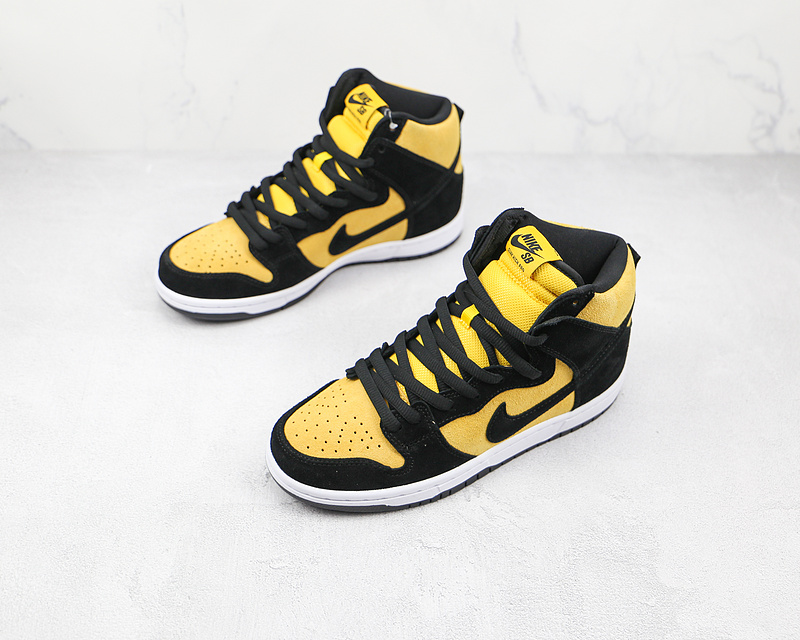 Dunk High Pro Sb Reverse Goldenrod Black/Black/Varsity Maize 3