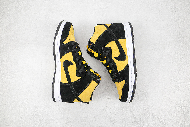 Dunk High Pro Sb Reverse Goldenrod Black/Black/Varsity Maize 19