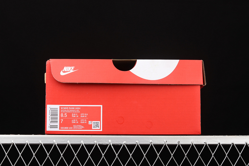 Sb Dunk High White/Black/University Red 11