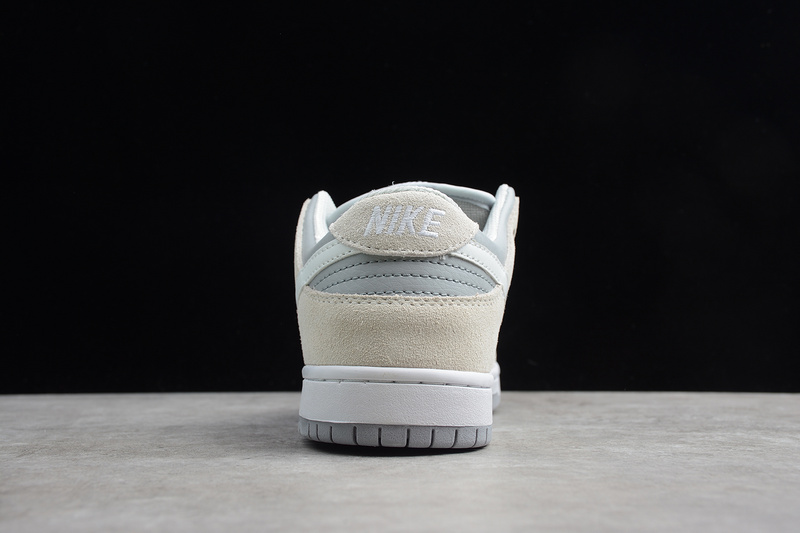 Sb Dunk Low Summit White/White-Wolf Grey 9