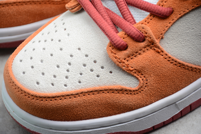 Sb Dunk Low Pro Dark Russet/Cedar/Summit White 9