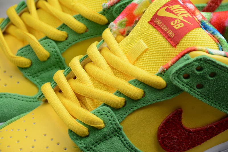 Sb Dunk Low Acg Yellow/Green-Red 15