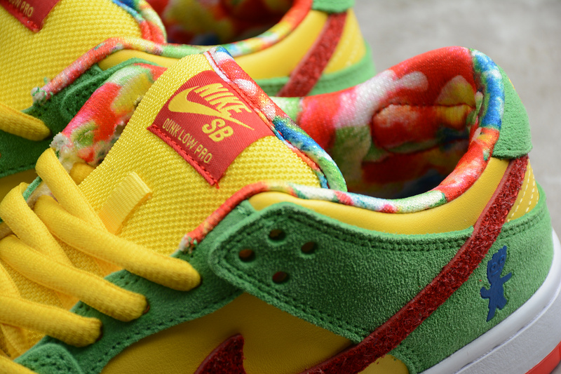 Sb Dunk Low Acg Yellow/Green-Red 17