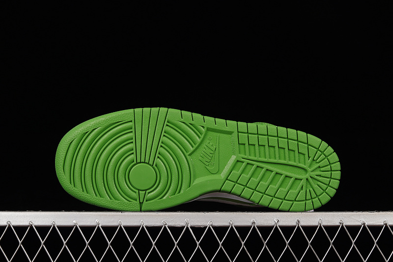 Sb Dunk Low Chlorophyll/White/Vivid Green 11