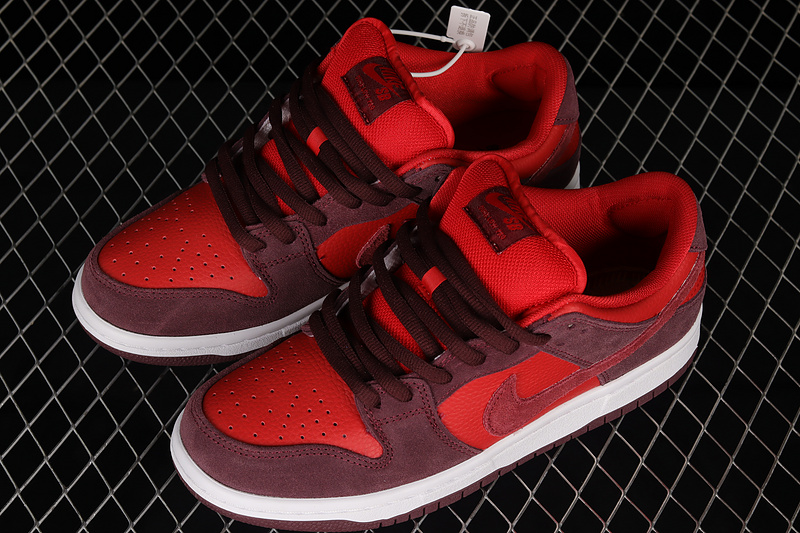 Dunk Low "Red Volcano" Big Red/Deep Red 13