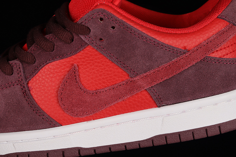 Dunk Low "Red Volcano" Big Red/Deep Red 29