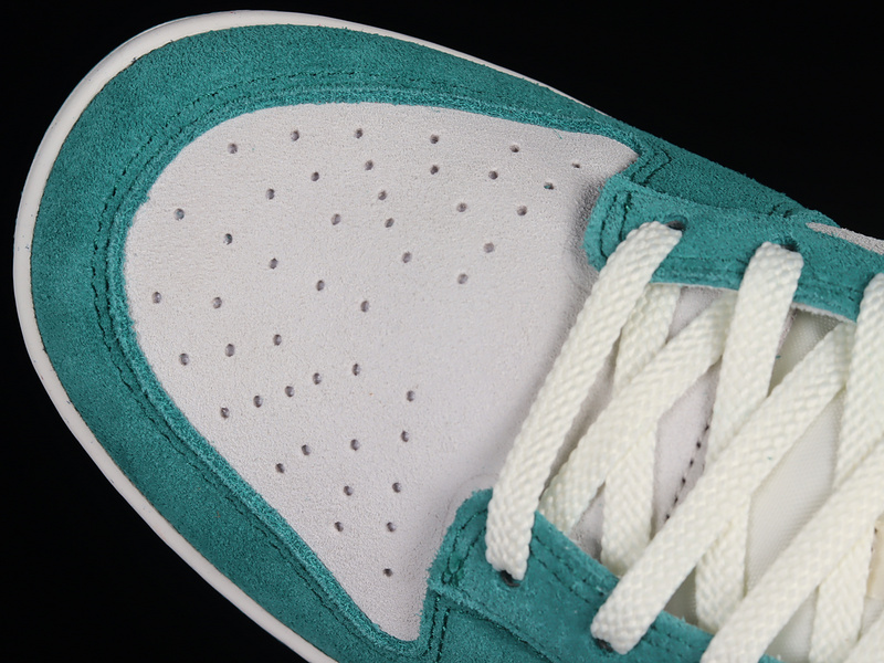 Dunk Low Se 85 Neptune Green Sail/Lapis/Off Noir/Neptune Green 15