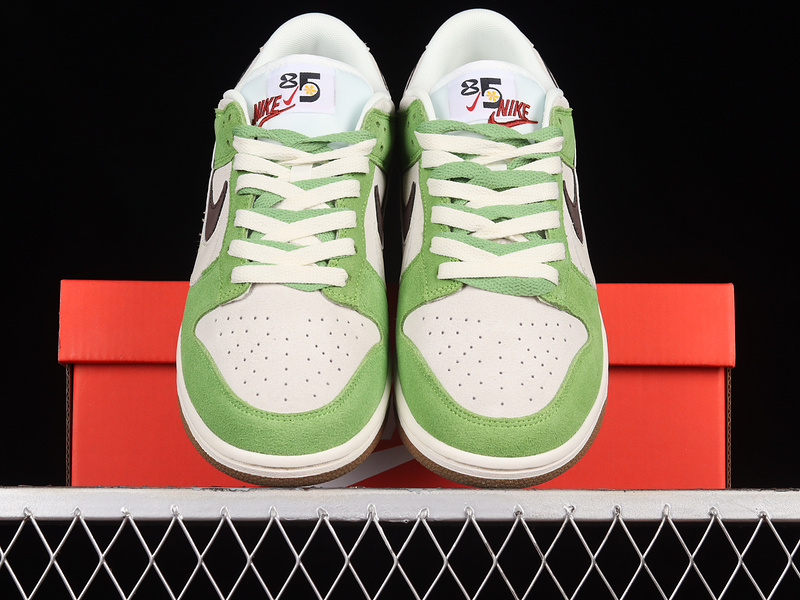 Sb Dunk Low 85 White/Grey/Green/Red 5