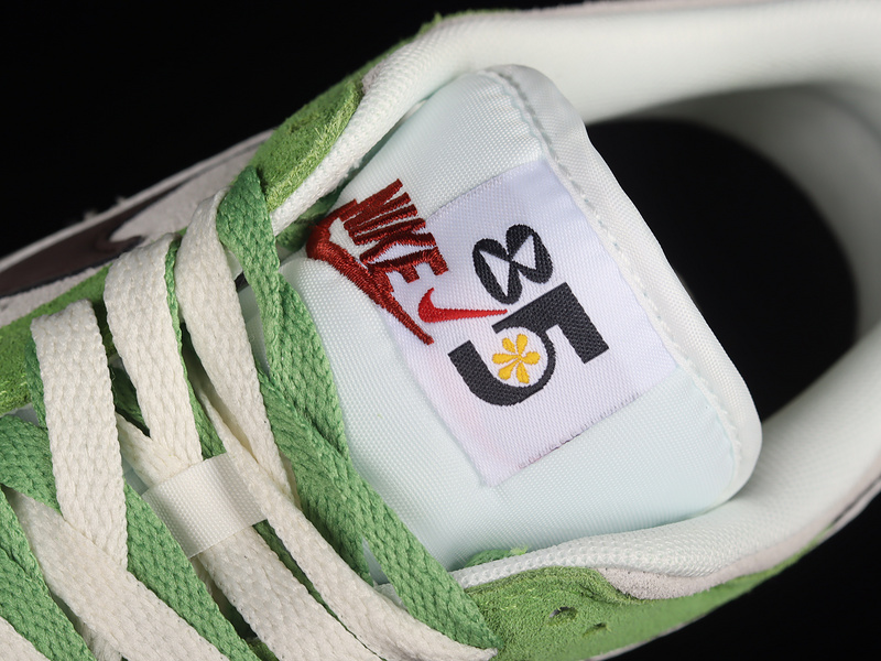 Sb Dunk Low 85 White/Grey/Green/Red 11