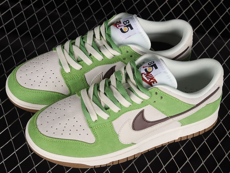 Sb Dunk Low 85 White/Grey/Green/Red 19